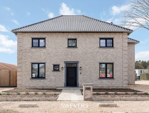                                         Villa à vendre à Heppen, € 729.000
