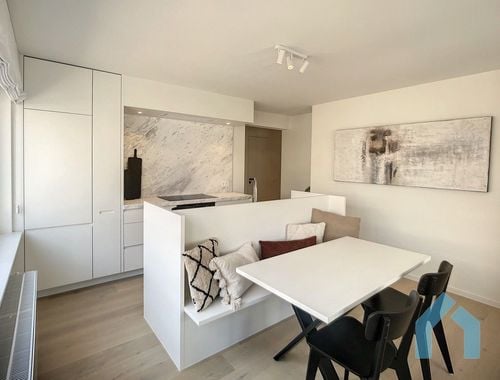                                         Appartement te koop in Knokke, € 560.000

