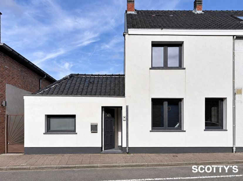 Huis te huur in Nieuwstraat 3,
                    1640 Sint-Genesius-Rode
