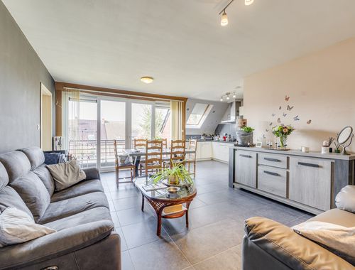                                         Appartement à vendre à Chièvres, € 198.500
