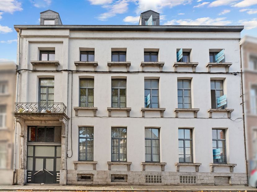 Te koop: modern eenslaapkamerappartement in het centrum van Ath<br />
<br />
In de Rue des Récollets in Ath, op wandelafstand van het station en het