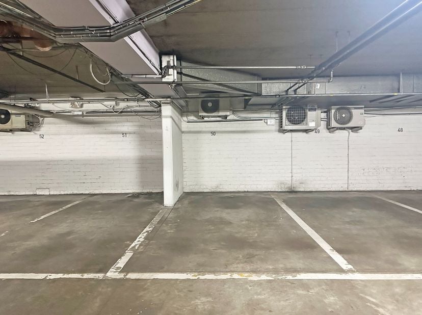 Garage à louer
                    à 2018 Antwerpen