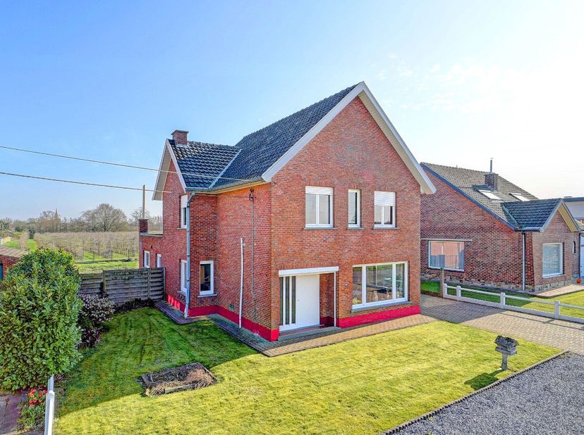 [[ DIT PAND NEEMT DEEL AAN DE ERA OPEN HUIZEN DAG OP 13/6 VAN 13:00 TOT 14:00 ]] Te koop: Open bebouwing in Meensel-Kiezegem, gelegen in een landelijk
