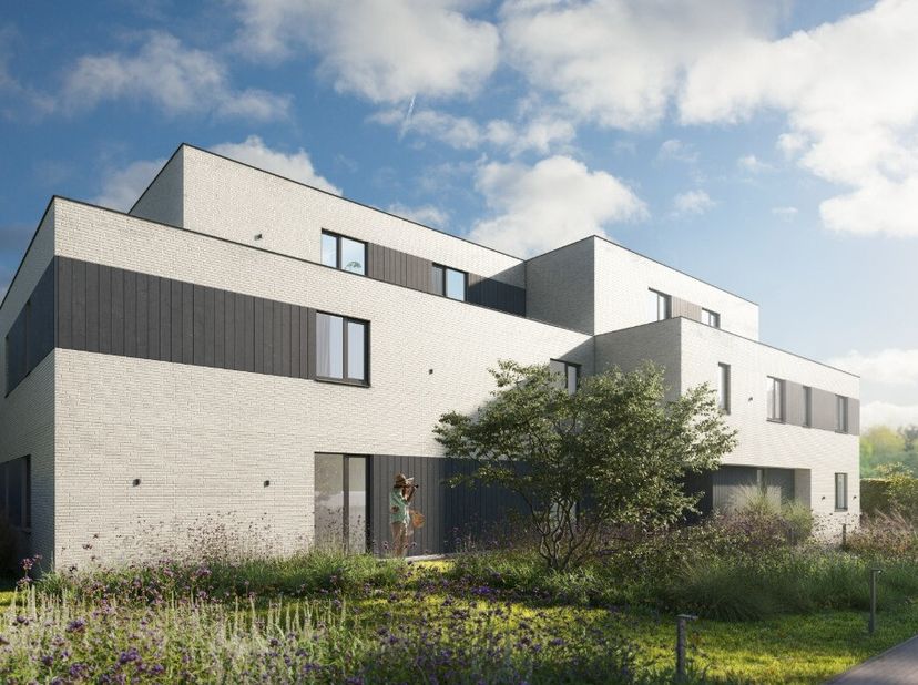 Op een zeer centrale locatie, vlakbij het centrum van Opglabbeek met verschillende winkels en andere faciliteiten in de buurt, zal binnenkort dit klei