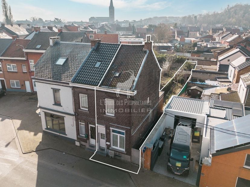 Référence Agence : V6031-1790<br />
*** VISITE VIRTUELLE : https://immo360.immo-facile.com/vtour/fr/2eryvb/frame ***<br />
Découvrez cette maison situ