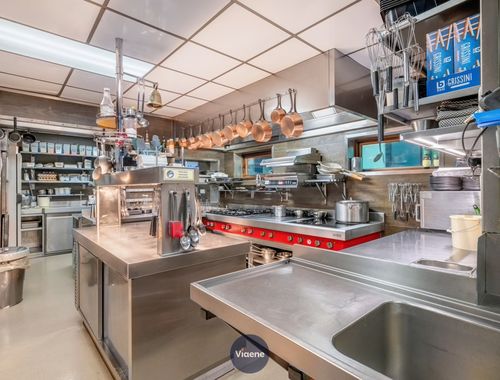                                         Horeca à remettre à Oostende, € 350.000
