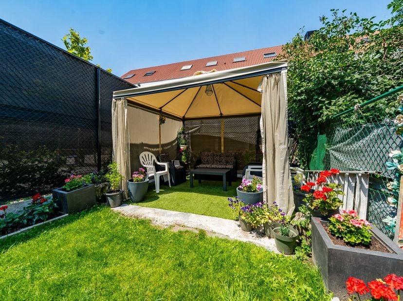 Info: dries.v@weinvest.be of 0471 682 737 <br />
✨ Eengezinswoning in goede staat – Klaar om u te verwelkomen! <br />
✨ Dit goed onderhouden rijtjeshu