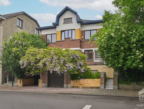                                         Villa à vendre à Forest, € 750.000
