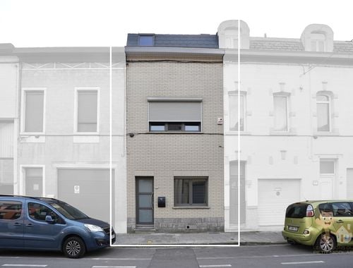                                         Eengezinswoning te koop in La Louvière, € 199.900

