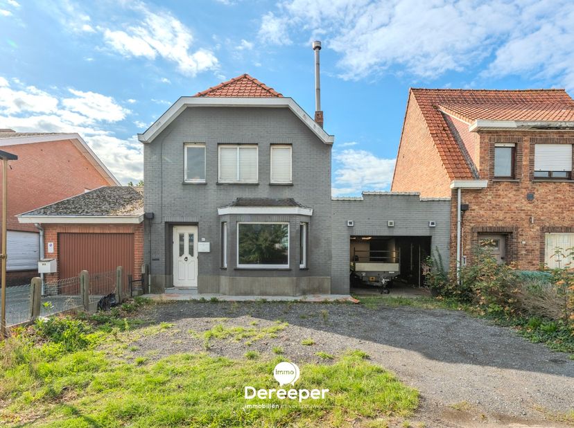 Huis te koop in Gistelsteenweg 631,
                    8490 Jabbeke
