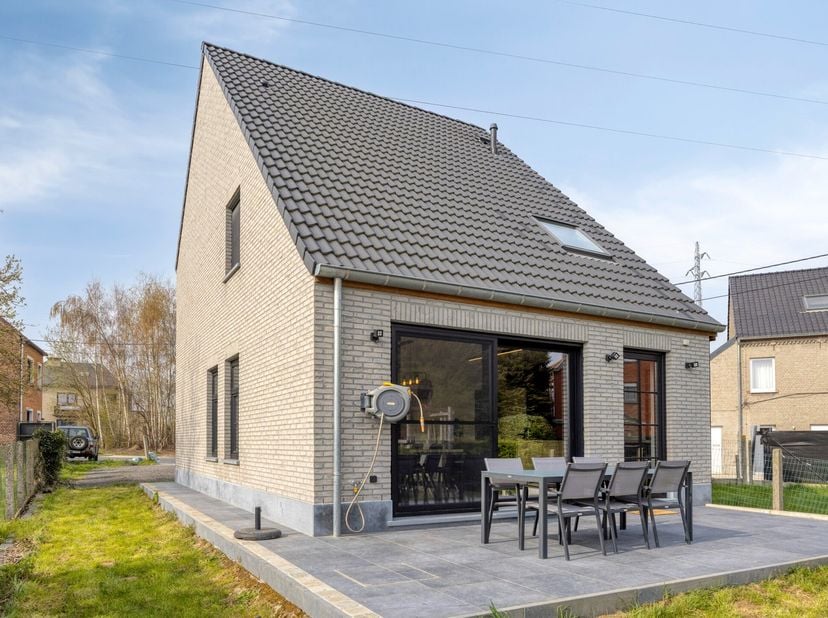 Maison à vendre
                    à 9320 Erembodegem