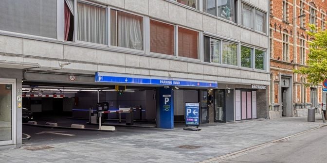 Garage te koop in Hopland 45, 2000 Antwerpen