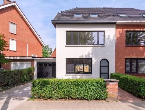                                         Woning te koop in Edegem, € 649.000
