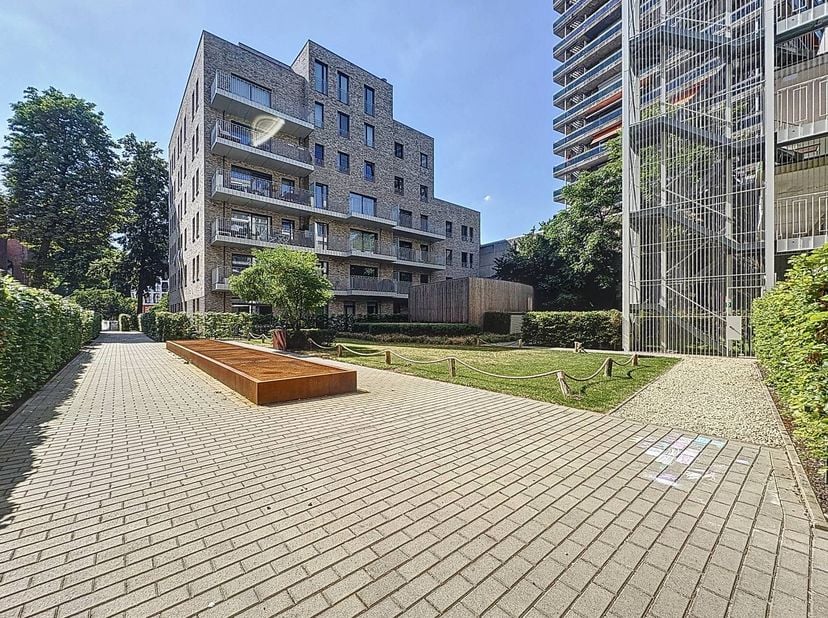 Ce lumineux appartement d'une chambre à louer est situé dans la Generaal Lemanstraat (Residentie Grand Yard) à Anvers. De plus, l'accessibilité est ga