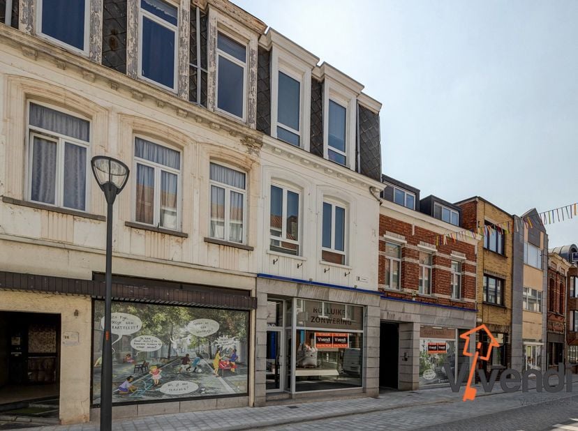 Bien professionnel à louer
                    à 2300 Turnhout