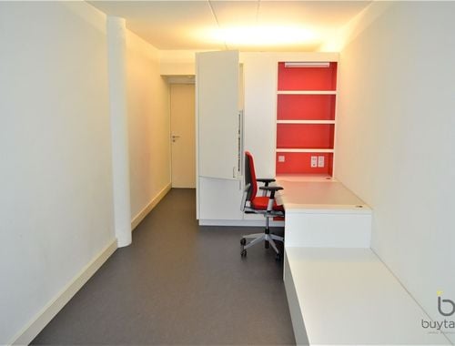                                         Gelijkvloers app. te koop in Antwerpen, € 115.000
