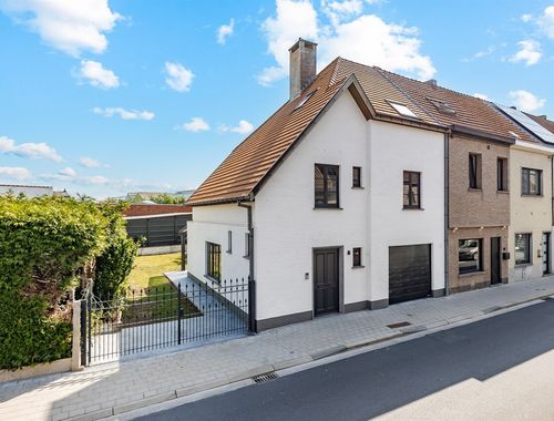                                         Woning te koop in Aalst, € 497.000

