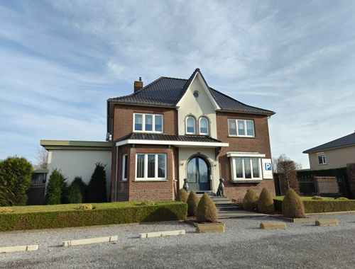                                         Villa te koop in Dilsen-Stokkem, € 590.000
