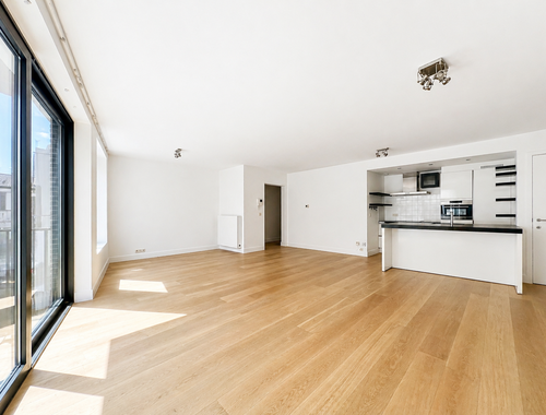                                         Appartement te huur in Sint-Gillis, € 1.800
