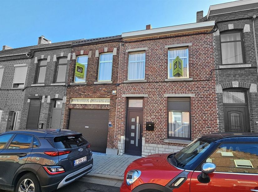 Maison à vendre à ,
                    7012 Jemappes