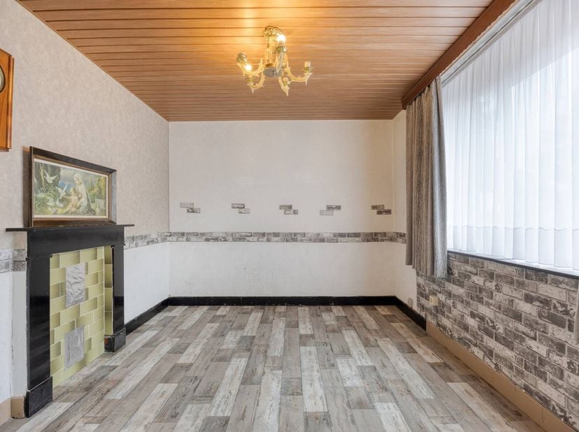 Vous rêvez de contrôler totalement une propriété ? Ce projet de rénovation unique vous offre la possibilité de créer une maison de caractère dans un e