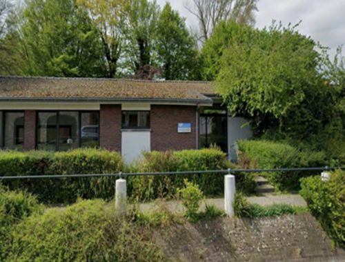                                        Kantoorgebouw te koop in Lissewege, € 480.000
