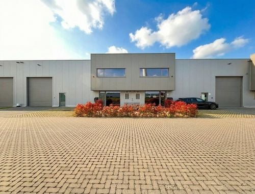                                         Bureaux à vendre à Opgrimbie, € 599.000
