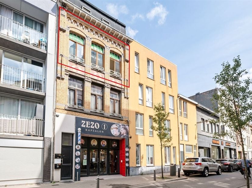 Journée portes ouvertes le samedi 13 juin de 14h à 15h<br />
Appartement d'une chambre à coucher prêt à l'emploi au coeur d'Anvers<br />
Situation : D