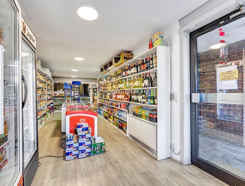                                         Handelsgelijkvloers te koop in Moorsel, € 99.000
