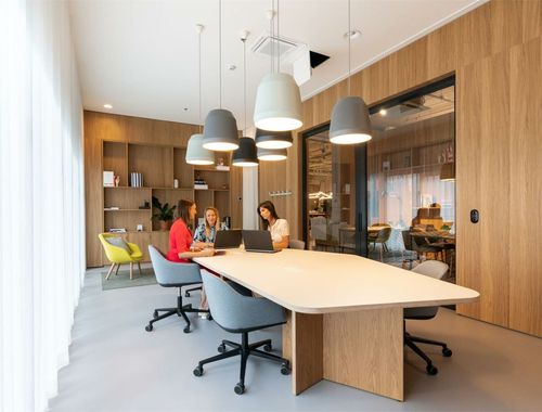                                         Bureaux à louer à Gentbrugge, € 189
