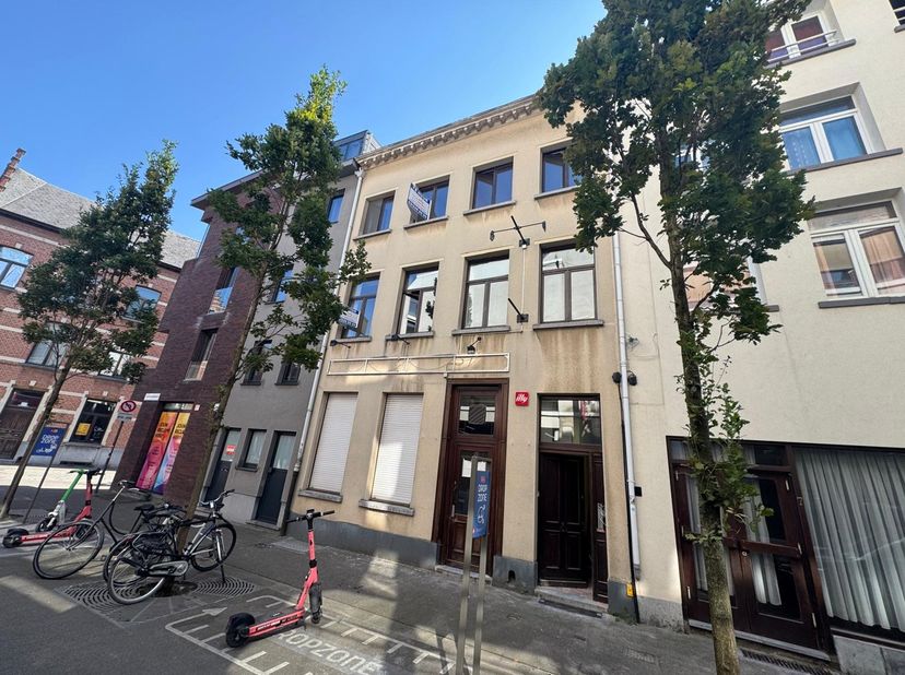 Maison à louer
                    à 2000 Antwerpen