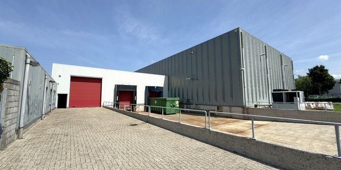 Bien professionnel à louer à Ambachtsstraat 15 - 17 boîte a, 2390 Westmalle