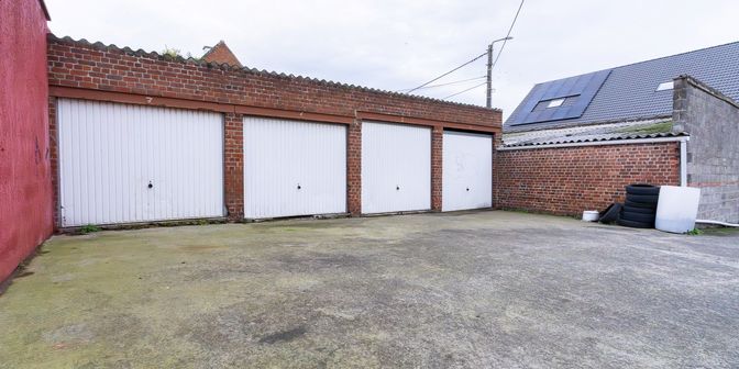 Garage te huur in 7700 Moeskroen
