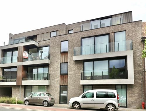                                         Appartement te huur in Eeklo, € 745
