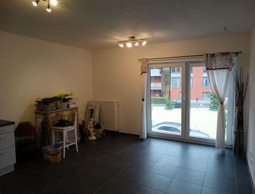                                         Appartement te huur in Péruwelz, € 635
