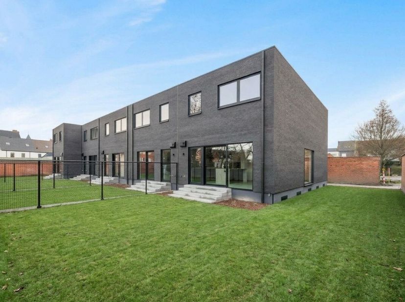 Maison à vendre à Kolenventerstraat 1-9,
                    9100 Sint-Niklaas