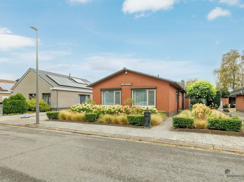 Huis te koop in Lassonhoflaan 23,
                    2940 Stabroek
