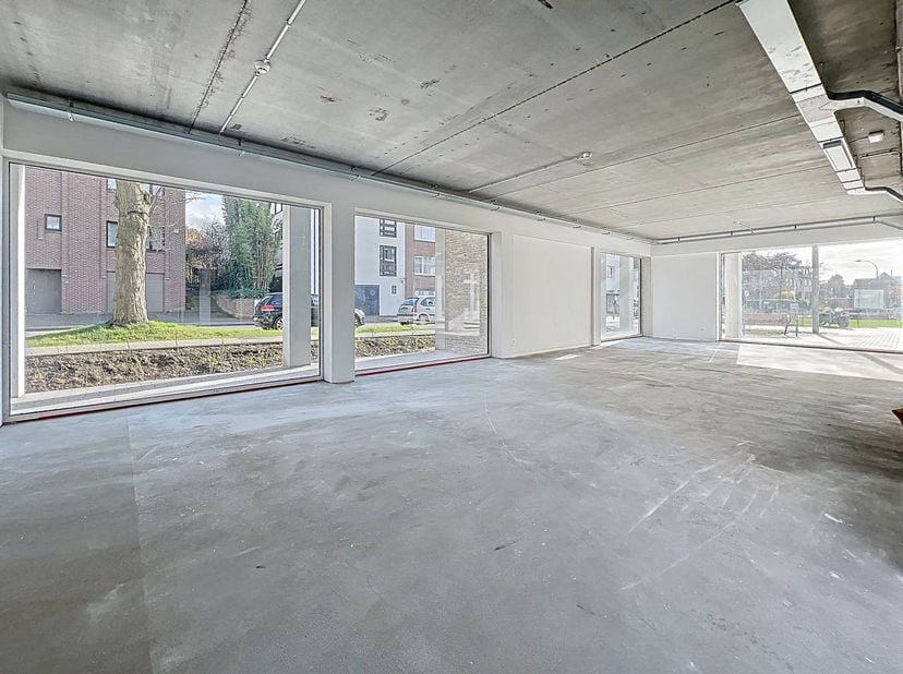 Dans le prestigieux projet de nouvelle construction Groenloo, situé sur l'ancien site Kodak à Vilvorde, nous proposons à la location 5 espaces de bure