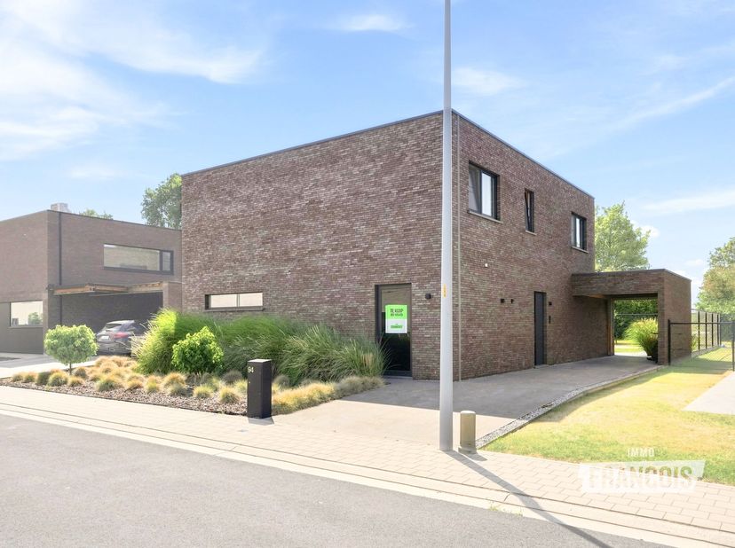 Huis te koop in 't Appelgoedje 94,
                    8970 Poperinge