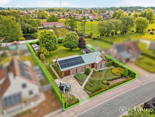                                         Woning te koop in Deerlijk, € 389.000
