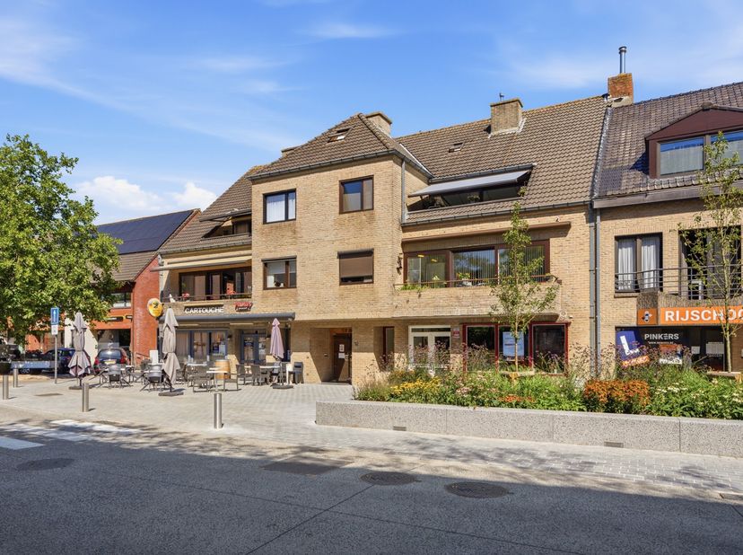 Appartement te koop in Snellegemsestraat 12 bus 4,
                    8210 Zedelgem