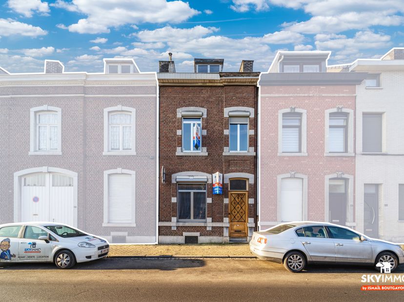 L’agence SKYIMMO vous présente cette charmante maison 3 chambres en excellent état, offrant 143 m² habitables, idéalement située dans un quartier calm