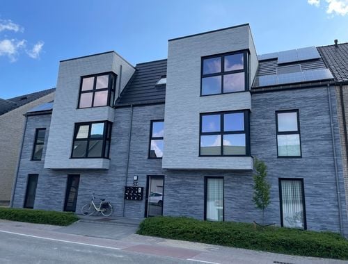                                         Appartement te huur in Overpelt, € 850
