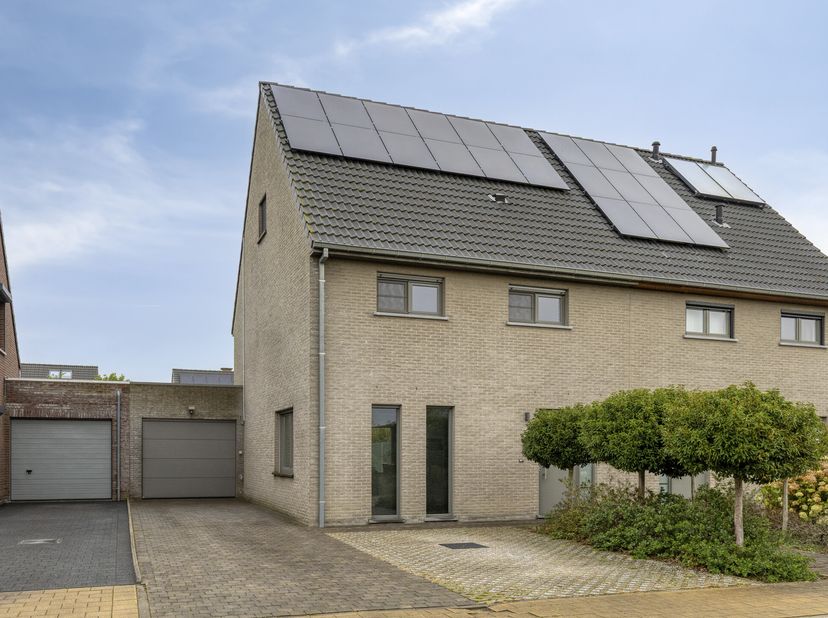 Huis te koop in Ten Hogen 31,
                    9170 Sint-Gillis-Waas
