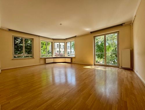                                        Appartement à louer à Saint-Gilles, € 1.100
