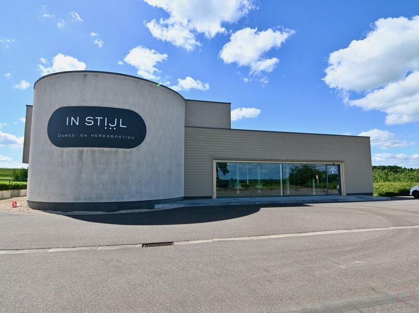 Bien professionnel à vendre
                    à 3440 Zoutleeuw
