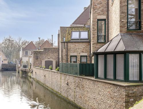                                         Bungalow à vendre à Brugge, € 475.000
