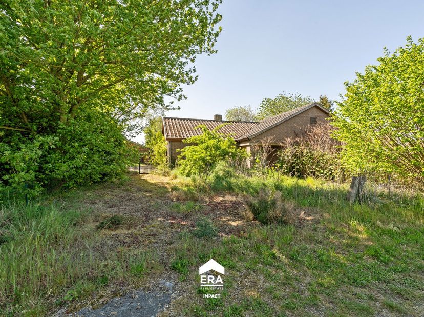 [[ CE BIEN PARTICIPE À LA JOURNÉE MAISONS OUVERTES ERA LE 13/6 DE 16:00 À 17:00 ]]<br />
Ce bien participe à la Journée Maisons Ouvertes ERA. Visitabl