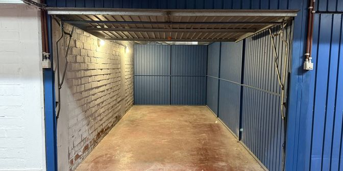 Garage te koop in Holstraat 61 bus 36, 8790 Waregem
