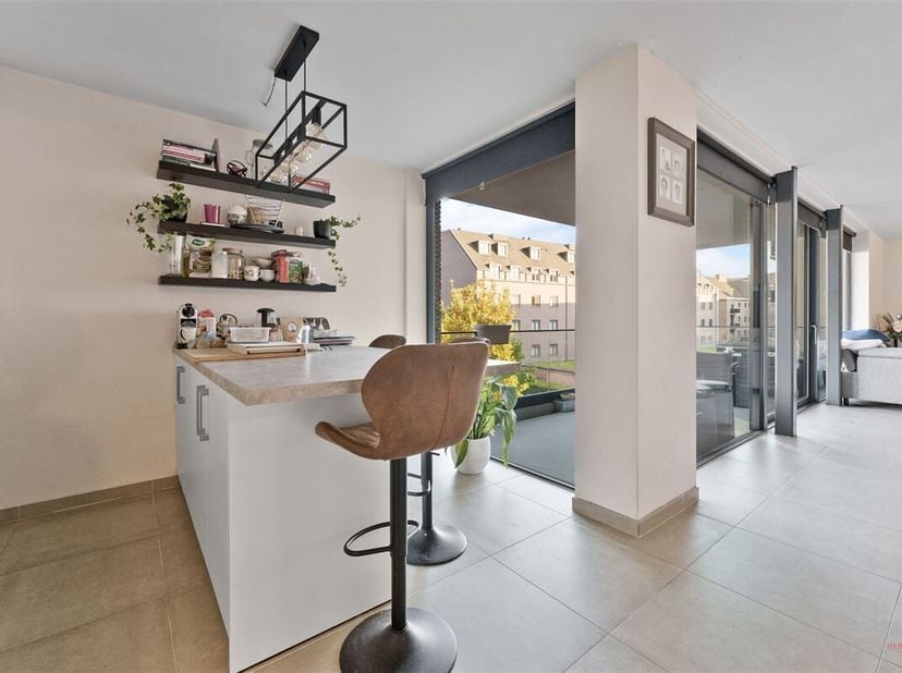 Magnifique appartement de construction récente dans une petite résidence du centre ville<br />
Cet appartement est situé au 2ème étage d'un petit imme